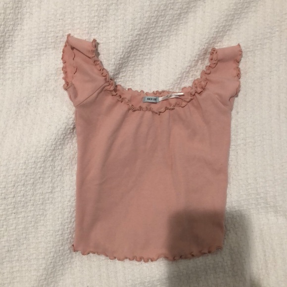 Lettuce cut light pink off the shoulder top XS - Picture 2 of 2